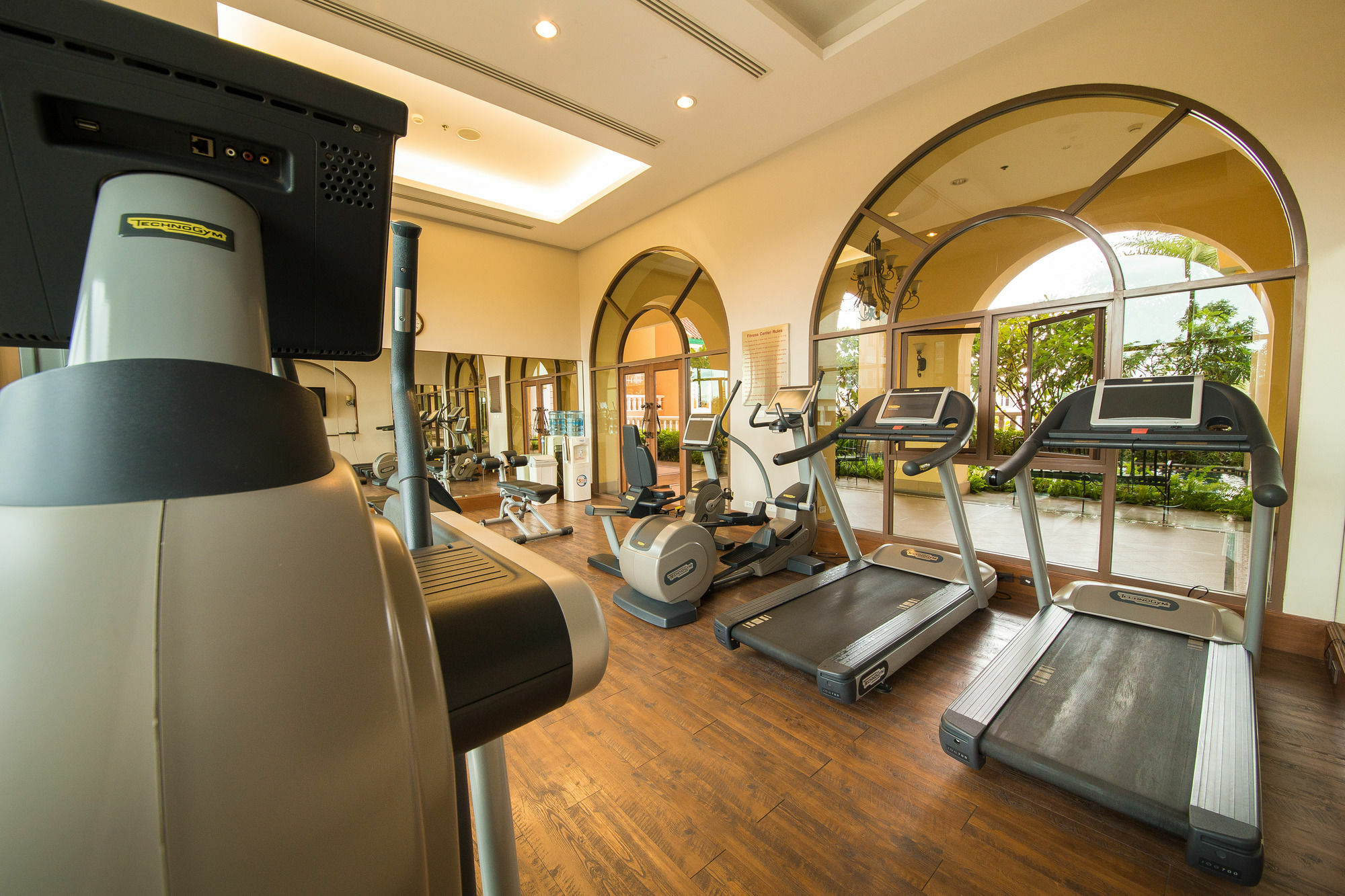 Marriott Executive Apartments Bangkok, Sukhumvit 101 Ngoại thất bức ảnh